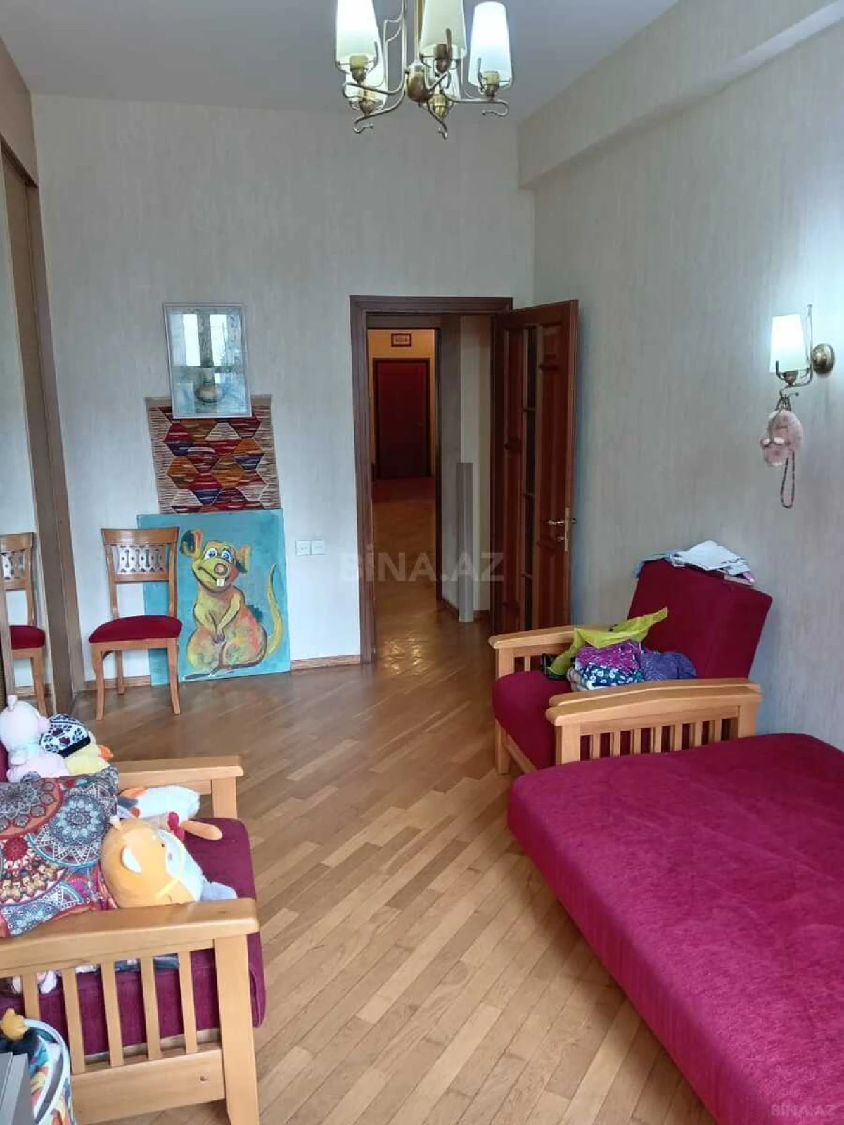 Satılır 4 otaqlı mənzil 155 m²