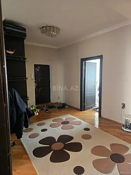 Satılır 3 otaqlı mənzil 130 m²