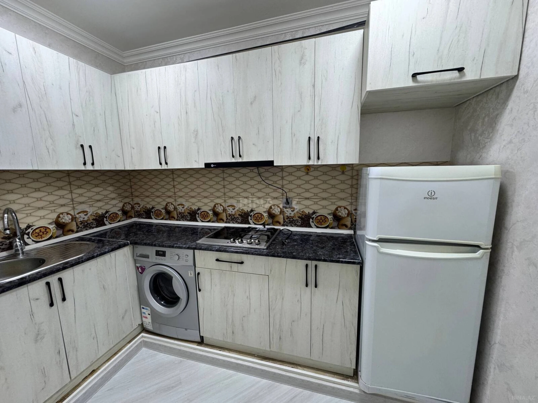 Satılır 3 otaqlı mənzil 54 m²