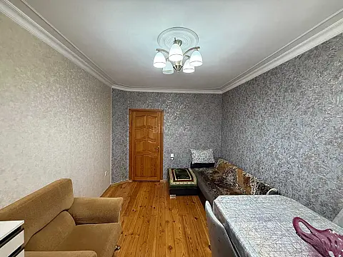 Satılır 3 otaqlı mənzil 70 m²