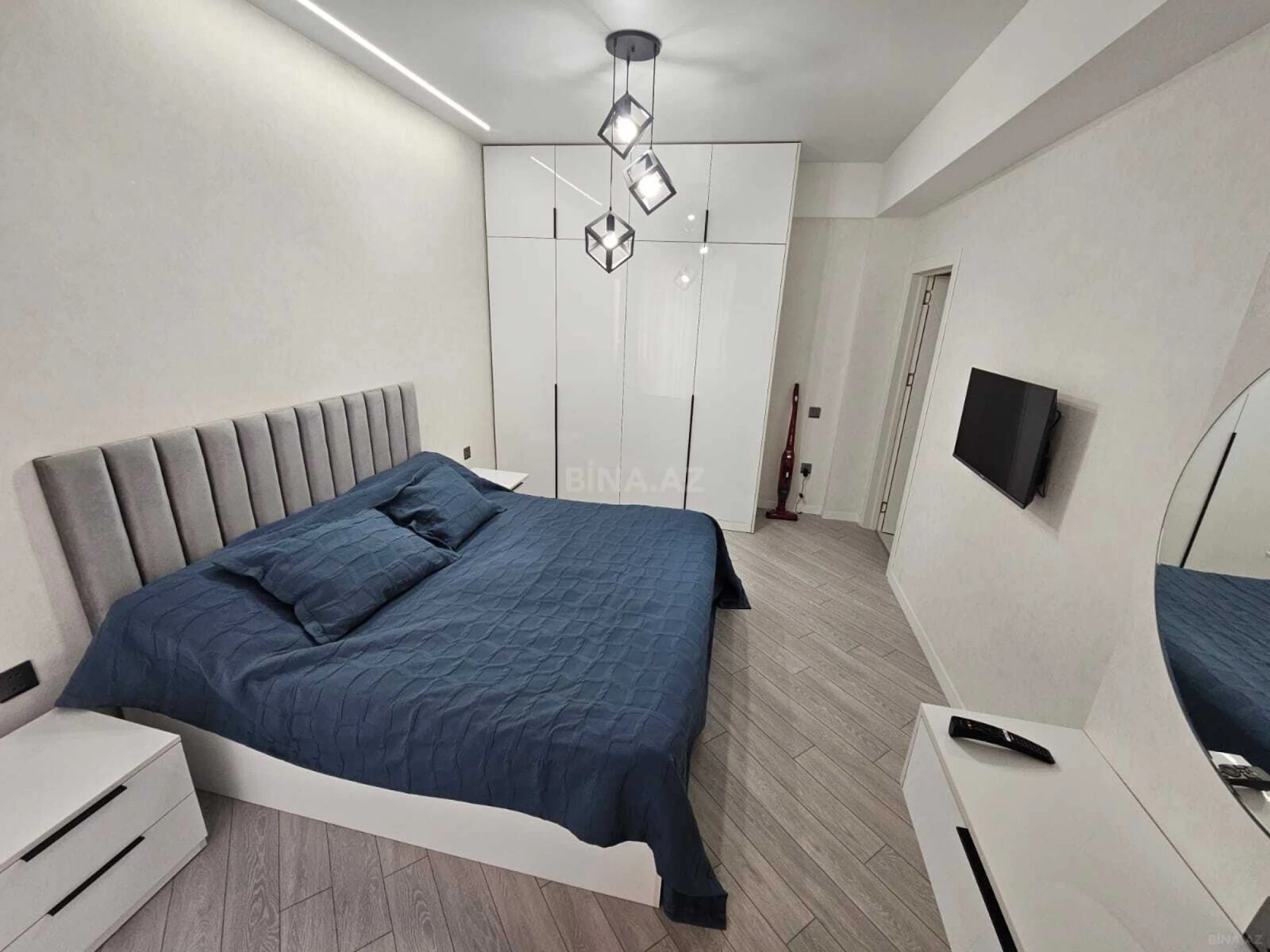 Kirayə verilir 2 otaqlı mənzil 70 m²