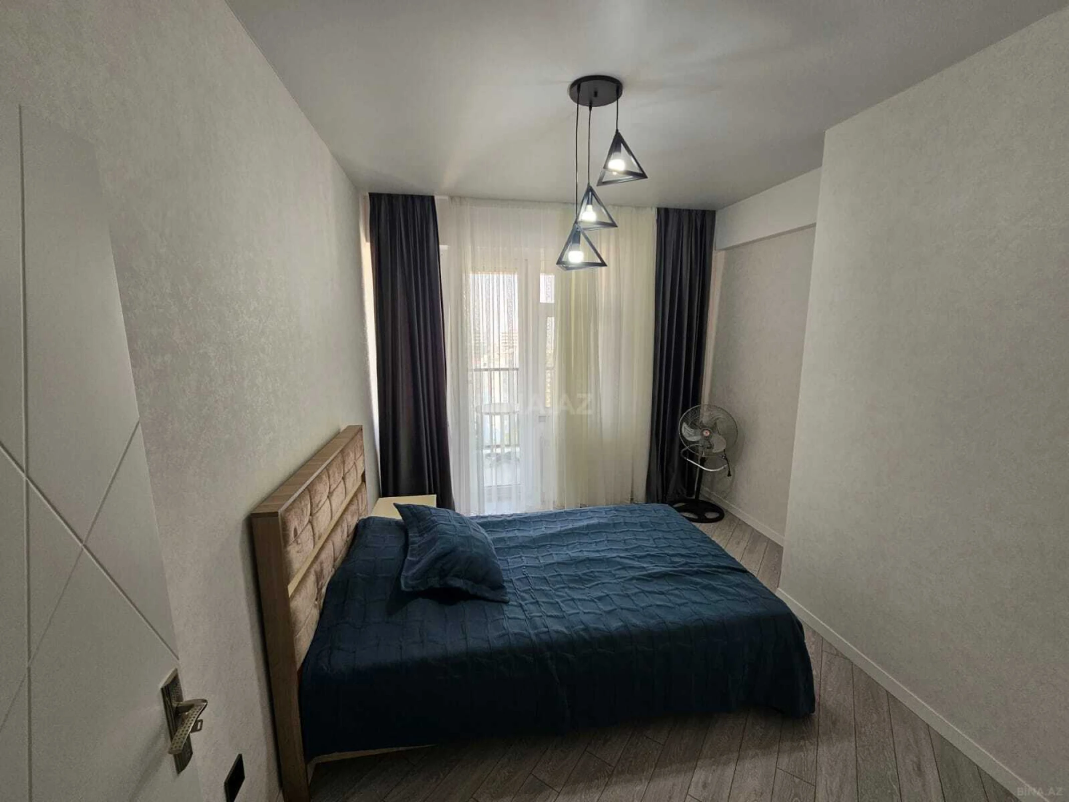 Kirayə verilir 2 otaqlı mənzil 70 m²