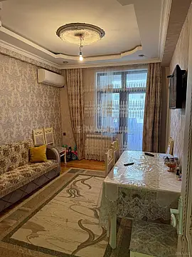 Satılır 3 otaqlı mənzil 60 m²