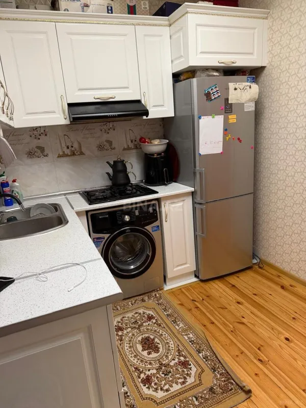 Satılır 3 otaqlı mənzil 60 m²