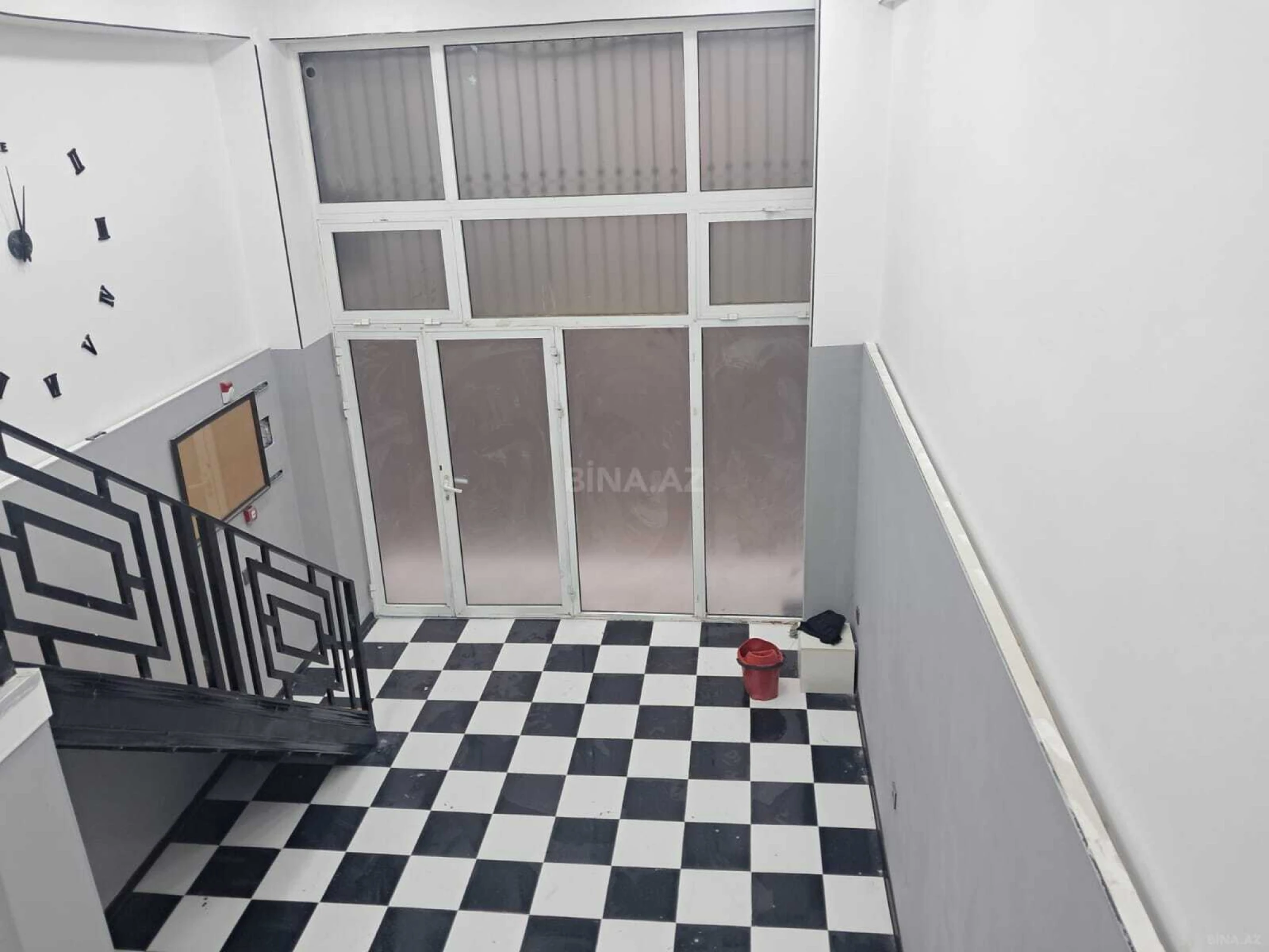 Satılır obyekt 80 m²