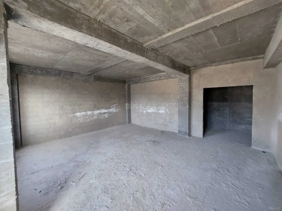 Satılır 3 otaqlı mənzil 145 m²