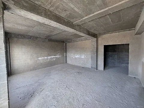 Satılır 3 otaqlı mənzil 145 m²