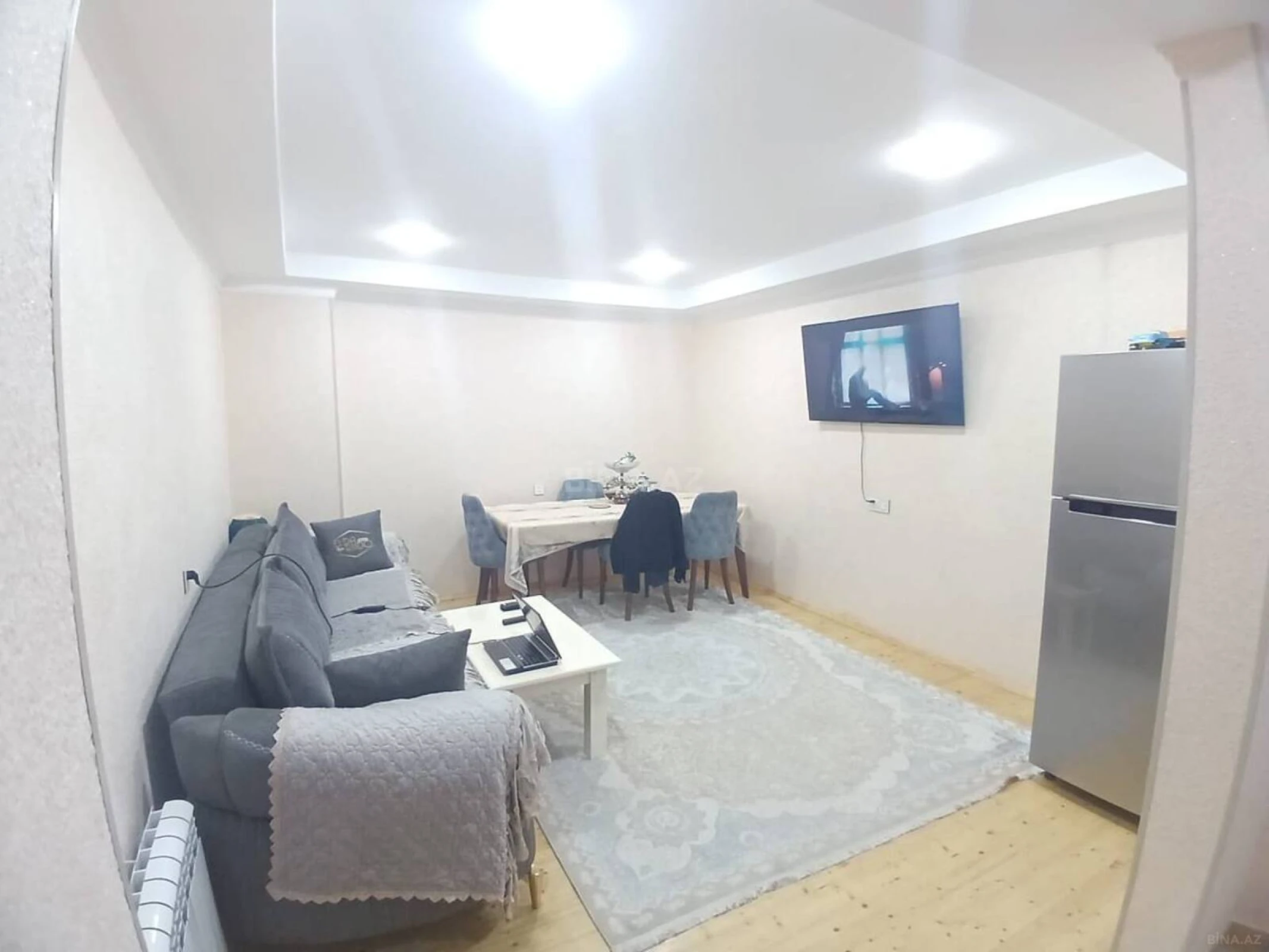 Kirayə verilir 2 otaqlı mənzil 65 m²