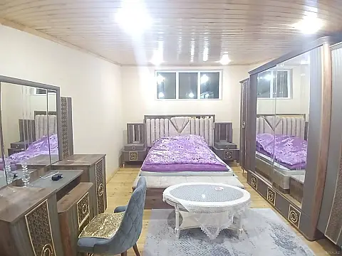 Kirayə verilir 2 otaqlı mənzil 65 m²