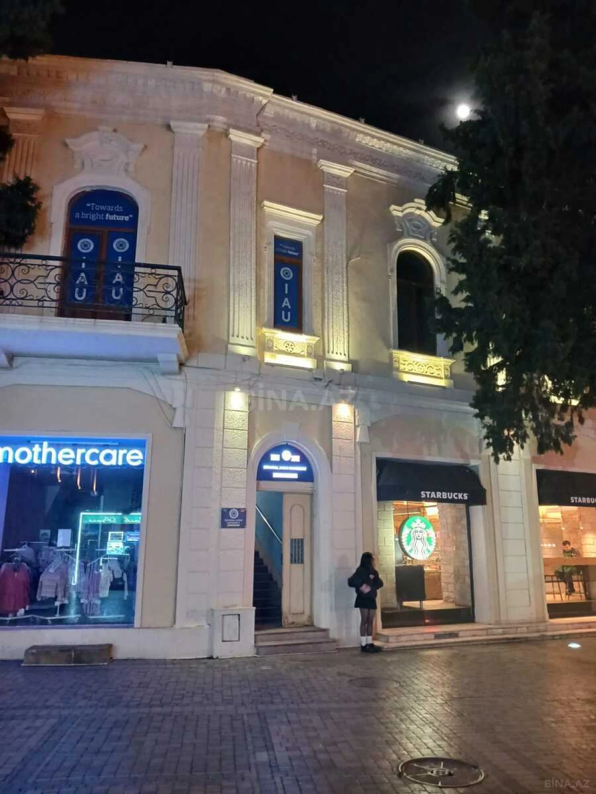 Kirayə verilir 2 otaqlı mənzil 65 m²