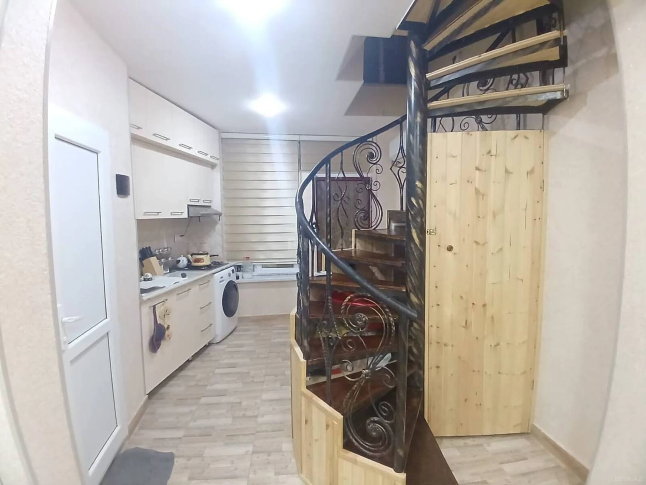 Kirayə verilir 2 otaqlı mənzil 65 m²