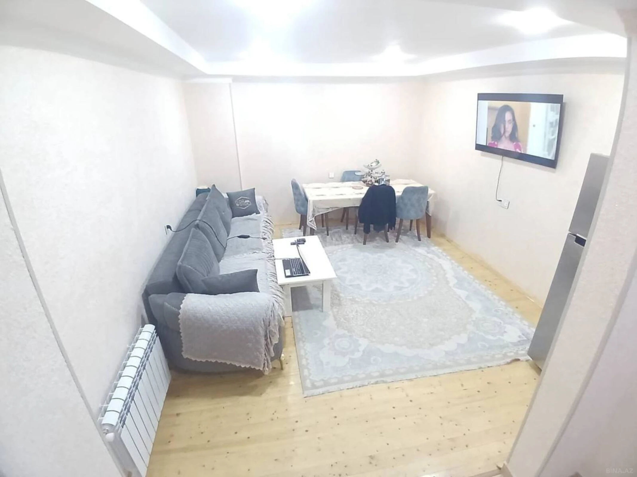 Kirayə verilir 2 otaqlı mənzil 65 m²