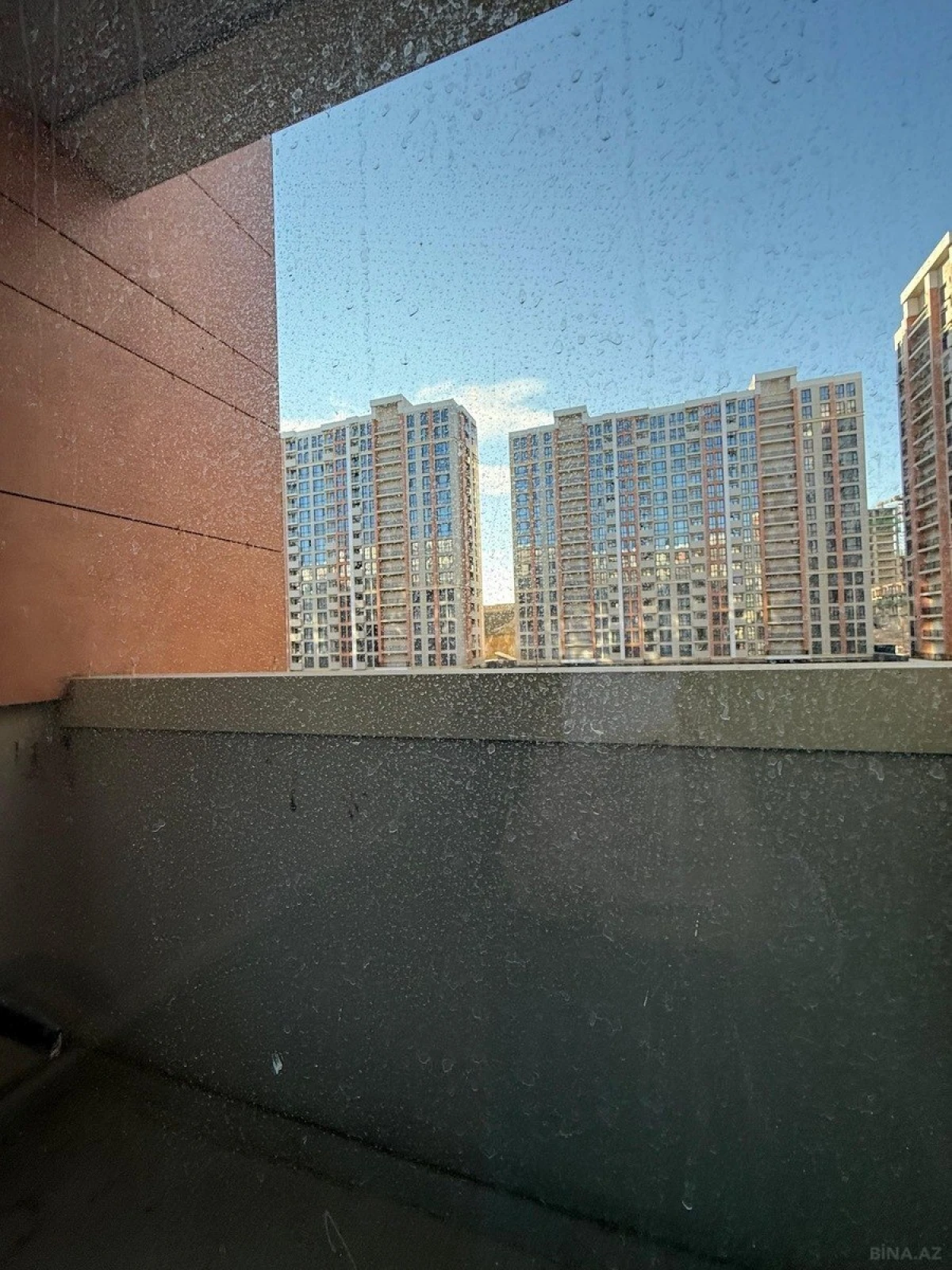 Satılır 3 otaqlı mənzil 72.5 m²