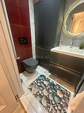Satılır 4 otaqlı mənzil 132 m²