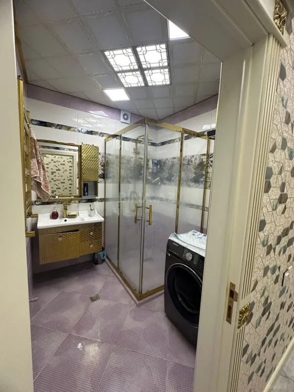 Satılır 3 otaqlı mənzil 117 m²