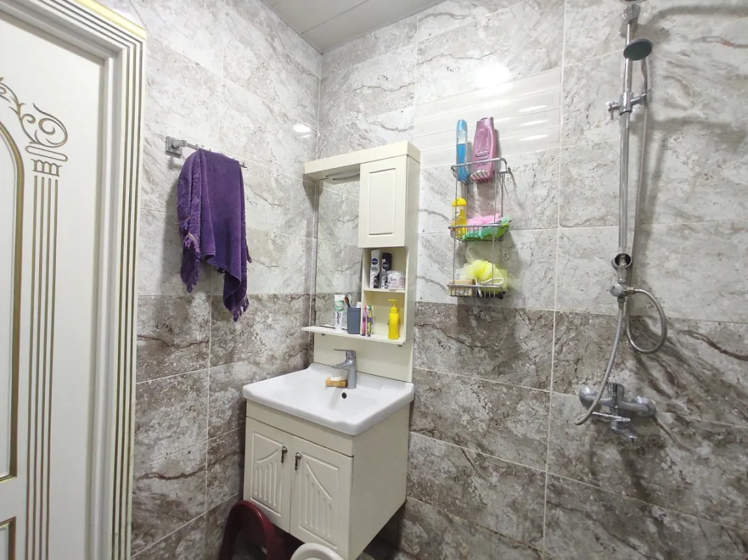 Satılır 2 otaqlı mənzil 48 m²