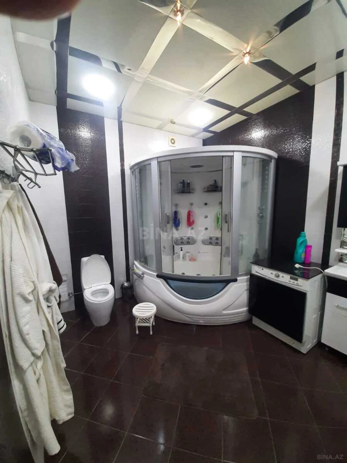 Satılır 3 otaqlı mənzil 152 m²
