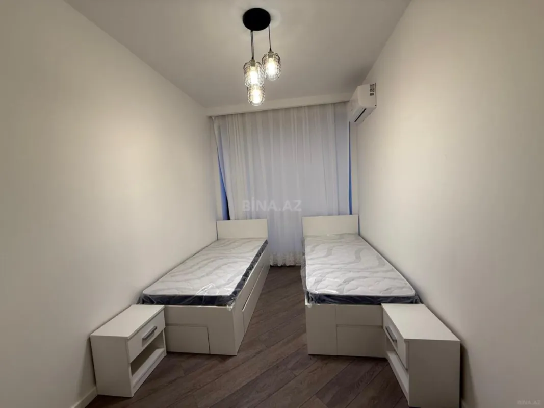 Satılır 3 otaqlı mənzil 105 m²