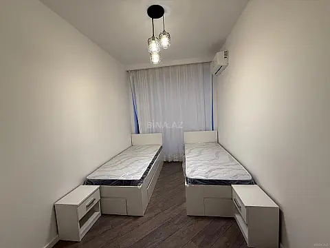 Satılır 3 otaqlı mənzil 105 m²