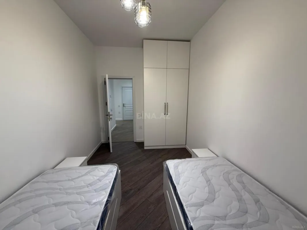 Satılır 3 otaqlı mənzil 105 m²