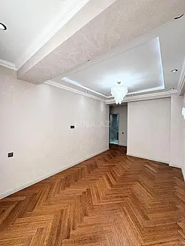 Satılır 3 otaqlı mənzil 139 m²