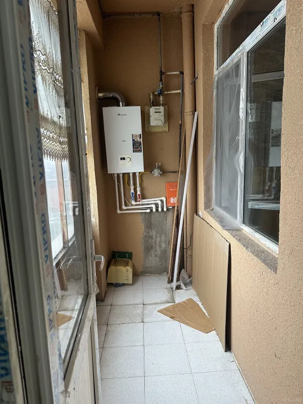 Satılır 2 otaqlı mənzil 57 m²