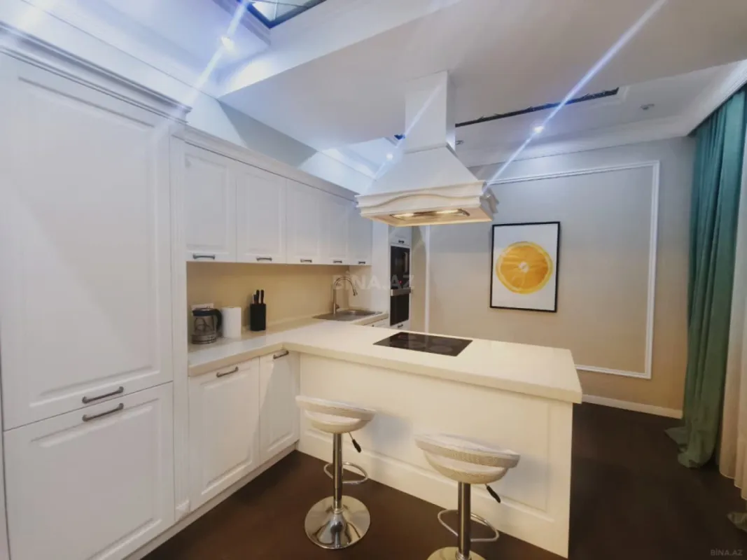 Satılır 2 otaqlı mənzil 100 m²