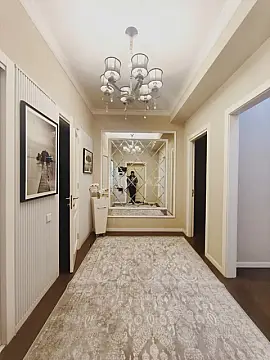 Satılır 2 otaqlı mənzil 100 m²