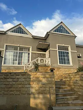 Satılır 6 otaqlı həyət evi 341 m²