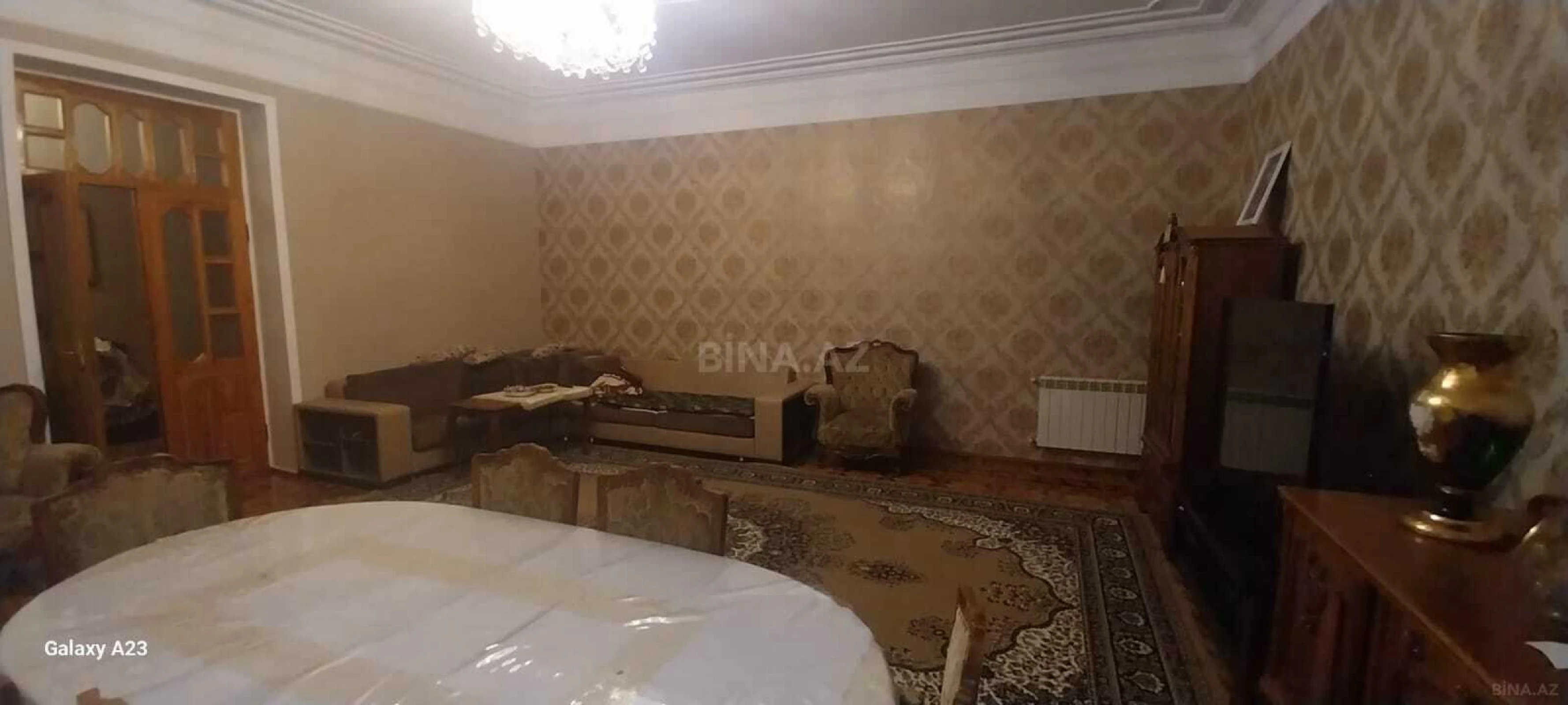 Satılır 5 otaqlı həyət evi 200 m²