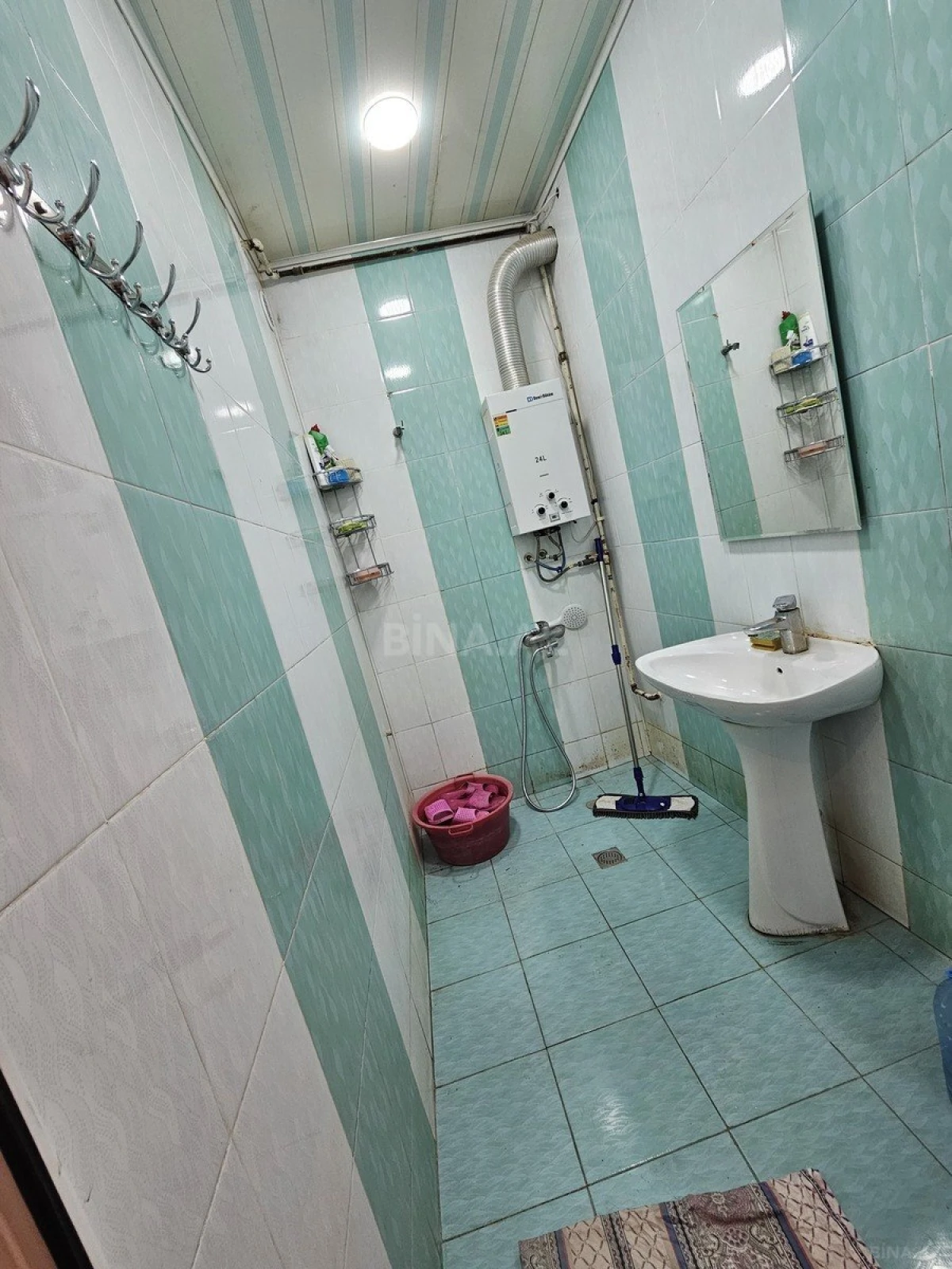 Satılır 2 otaqlı mənzil 75 m²