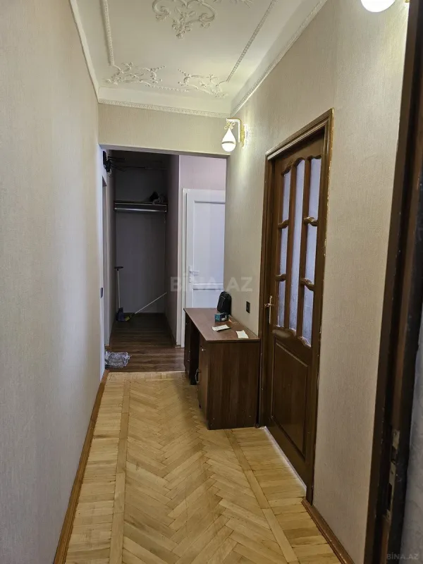 Satılır 2 otaqlı mənzil 75 m²