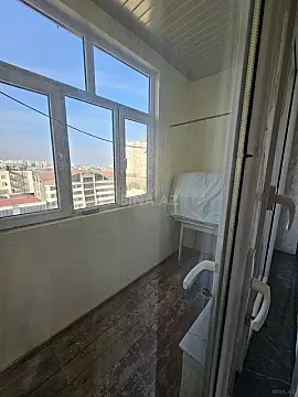 Satılır 2 otaqlı mənzil 75 m²