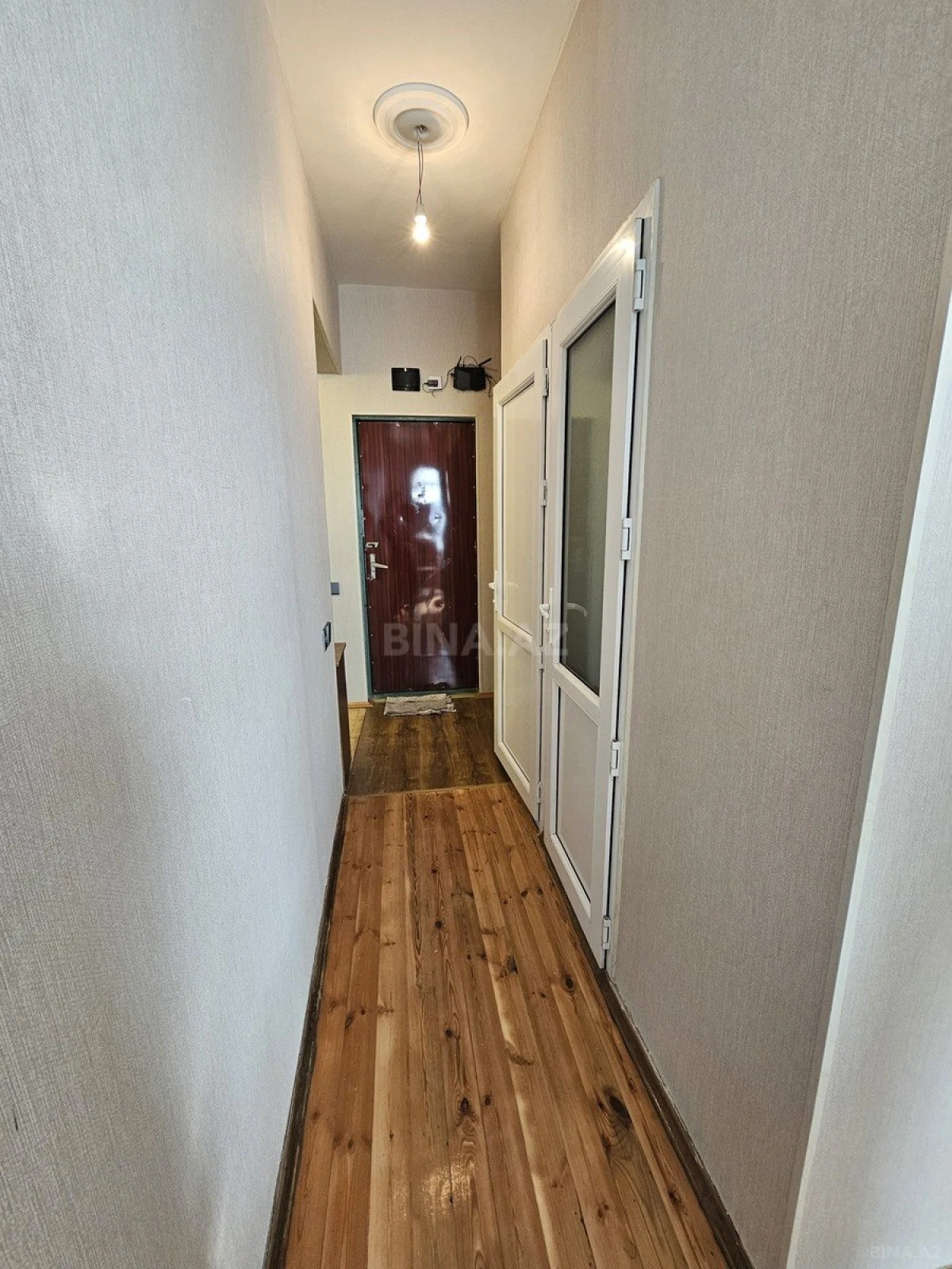 Satılır 2 otaqlı mənzil 75 m²