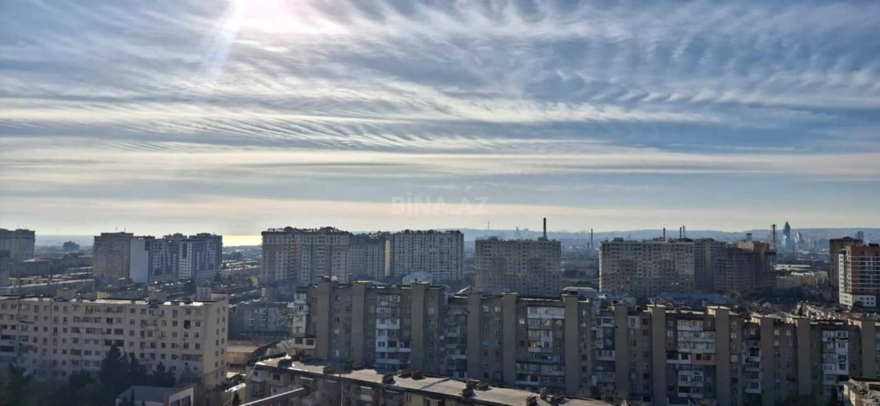 Satılır 2 otaqlı mənzil 105 m²