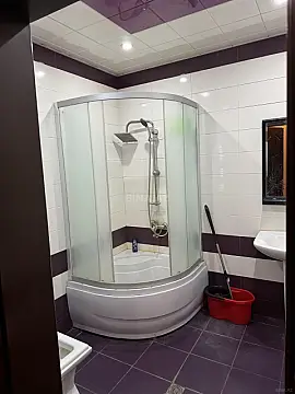 Kirayə verilir 2 otaqlı mənzil 94 m²