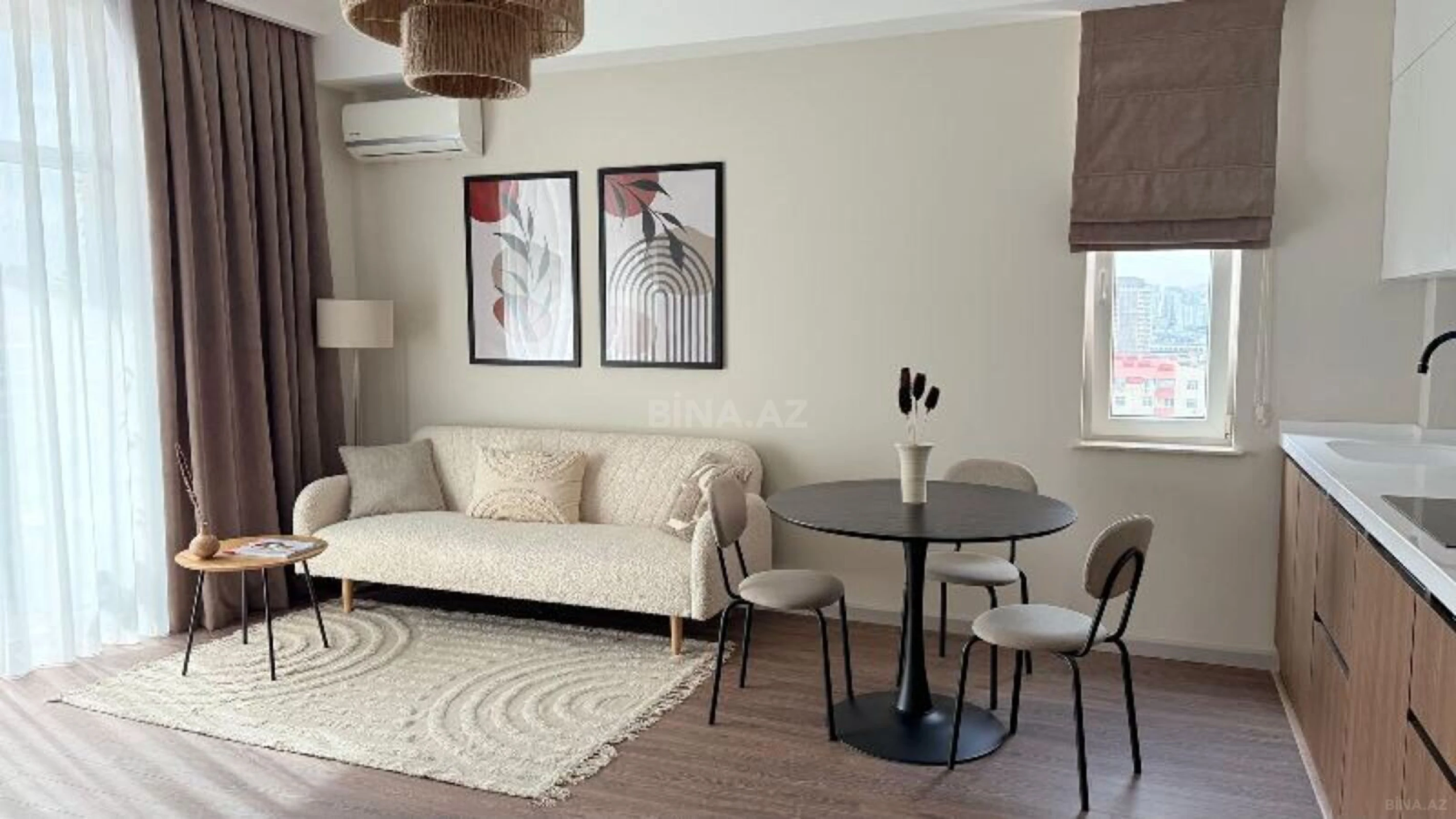 Satılır 2 otaqlı mənzil 61 m²