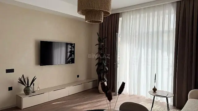 Satılır 2 otaqlı mənzil 61 m²