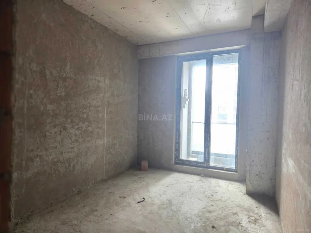 Satılır 3 otaqlı mənzil 133 m²