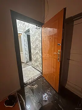 Satılır 3 otaqlı mənzil 55 m²