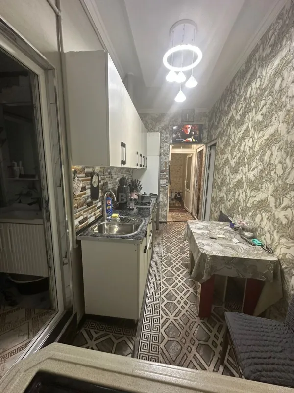 Satılır 3 otaqlı mənzil 55 m²