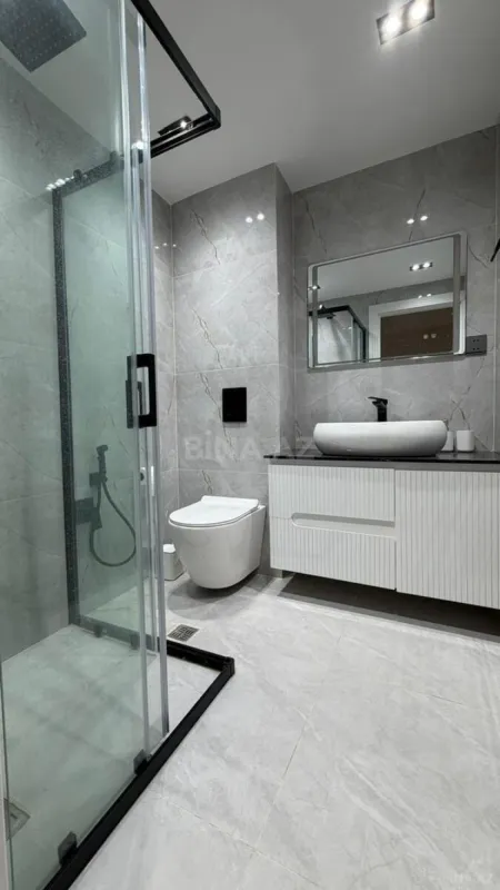 Kirayə verilir 2 otaqlı mənzil 60 m²