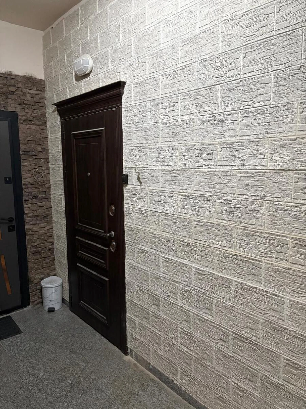 Satılır 3 otaqlı mənzil 132 m²