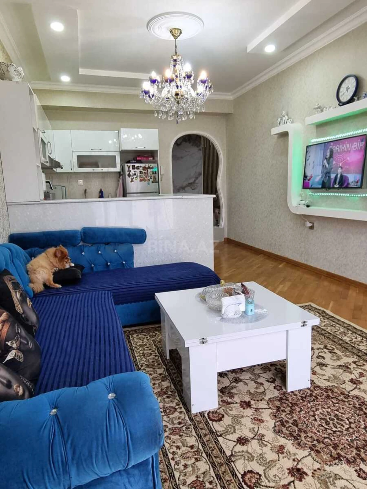 Satılır 4 otaqlı mənzil 121 m²