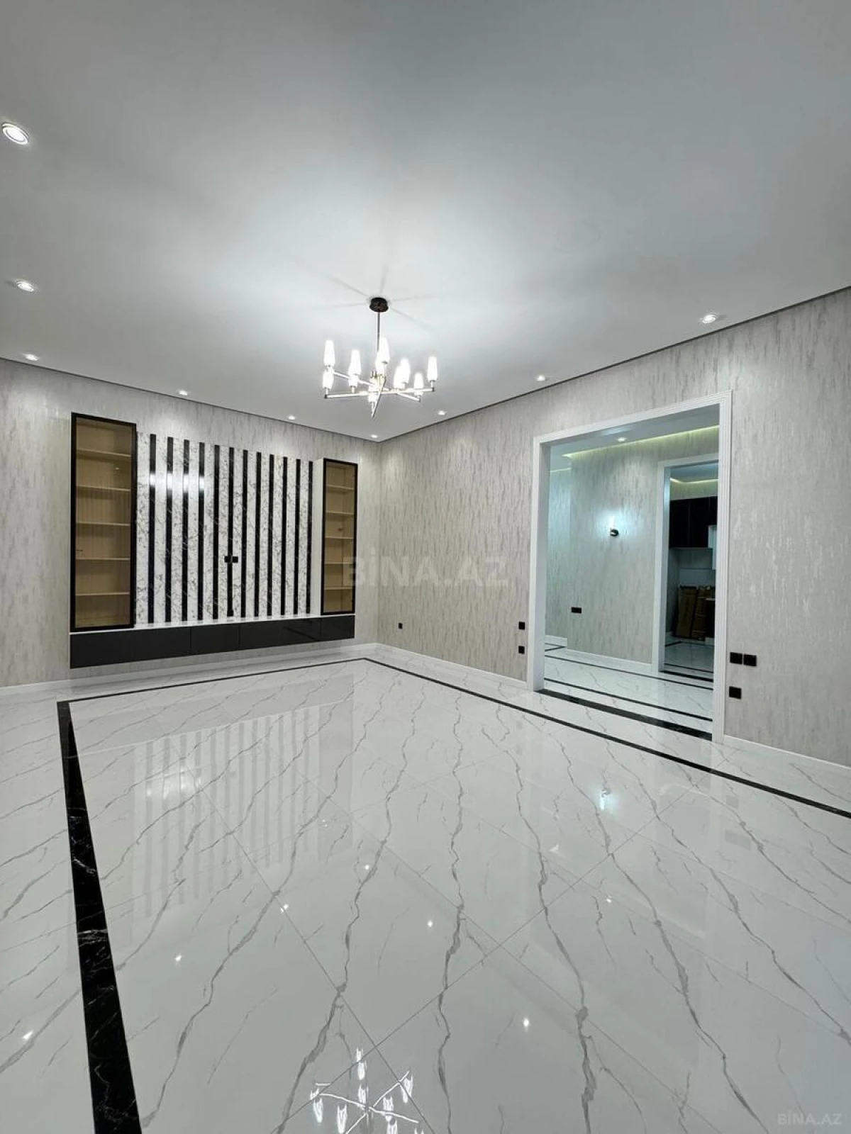 Satılır 4 otaqlı həyət evi 200 m²