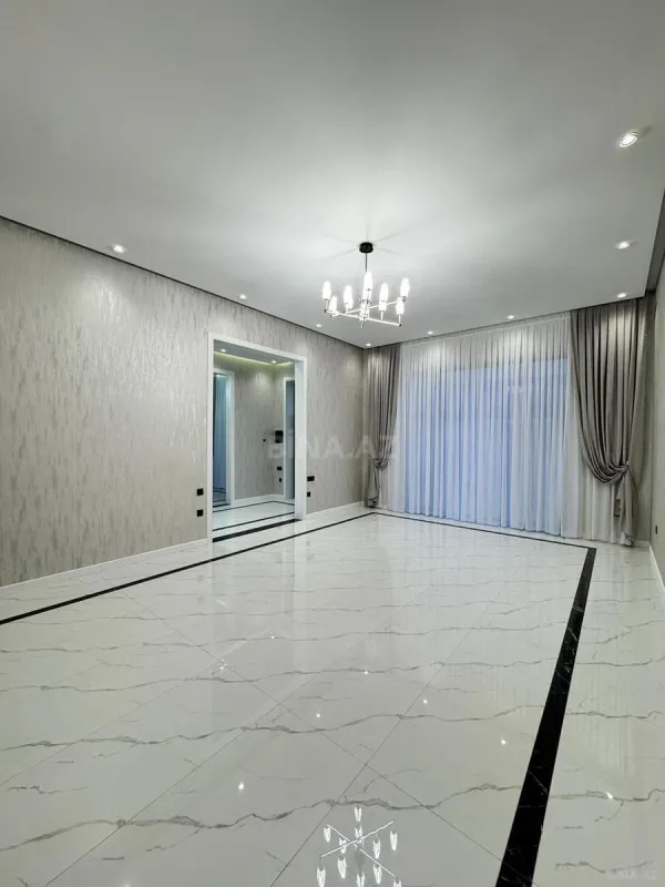Satılır 4 otaqlı həyət evi 200 m²