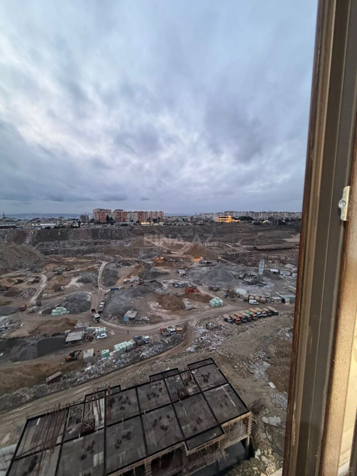 Satılır 3 otaqlı mənzil 80 m²