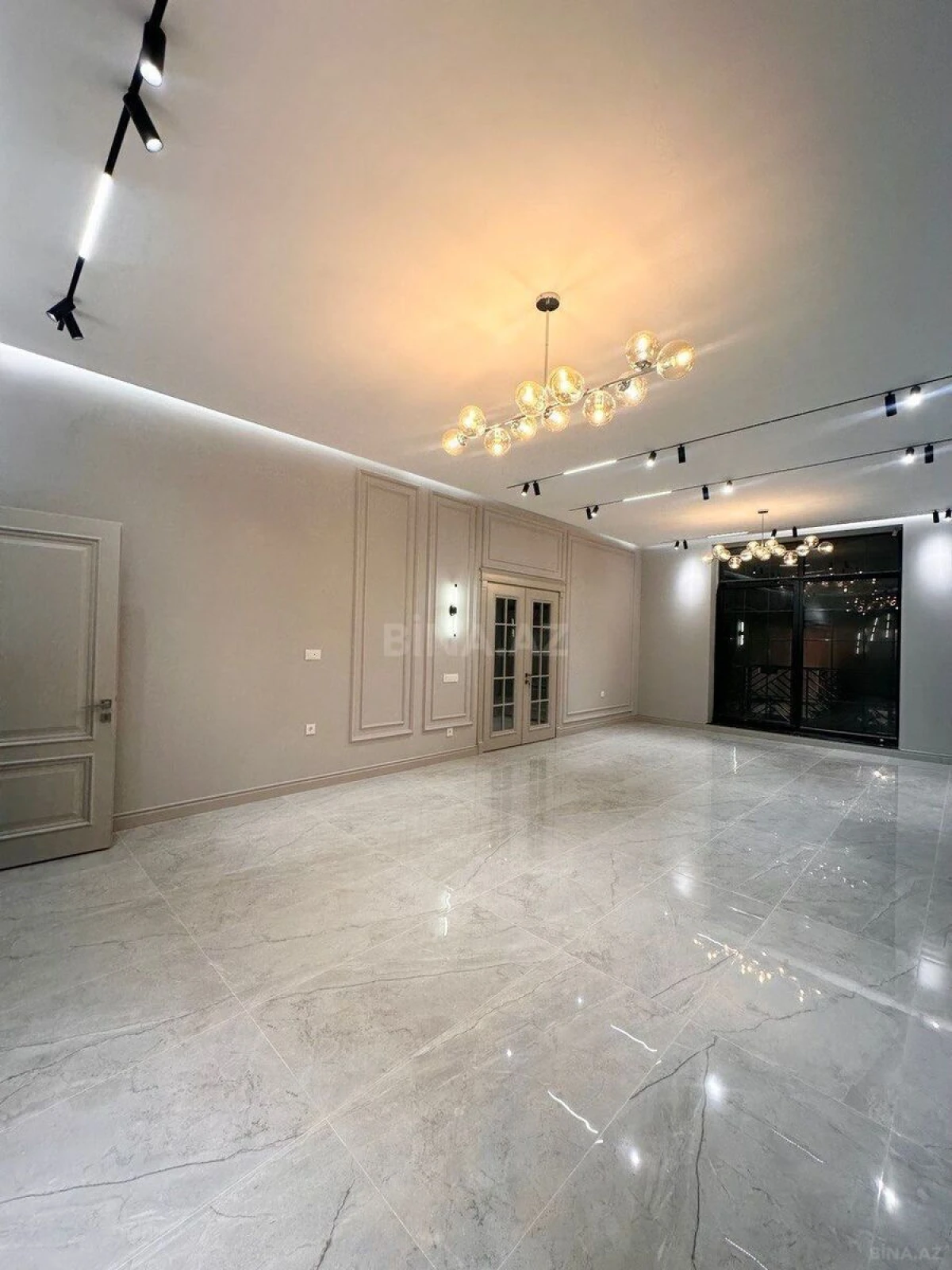 Satılır 7 otaqlı həyət evi 470 m²