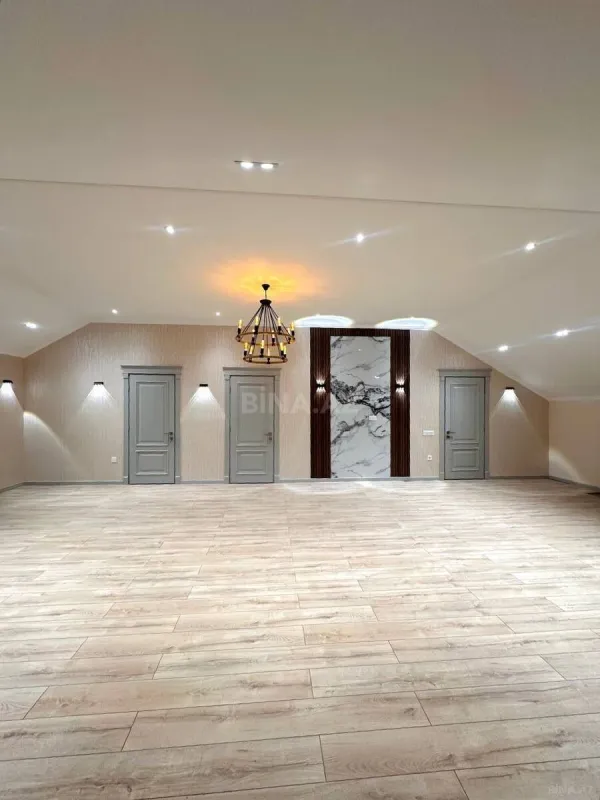 Satılır 7 otaqlı həyət evi 470 m²