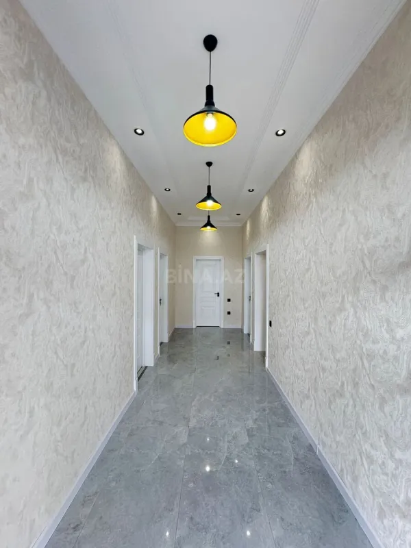 Satılır 4 otaqlı həyət evi 200 m²